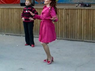 only russians can dance like that =) at 2 08 i cried))))))